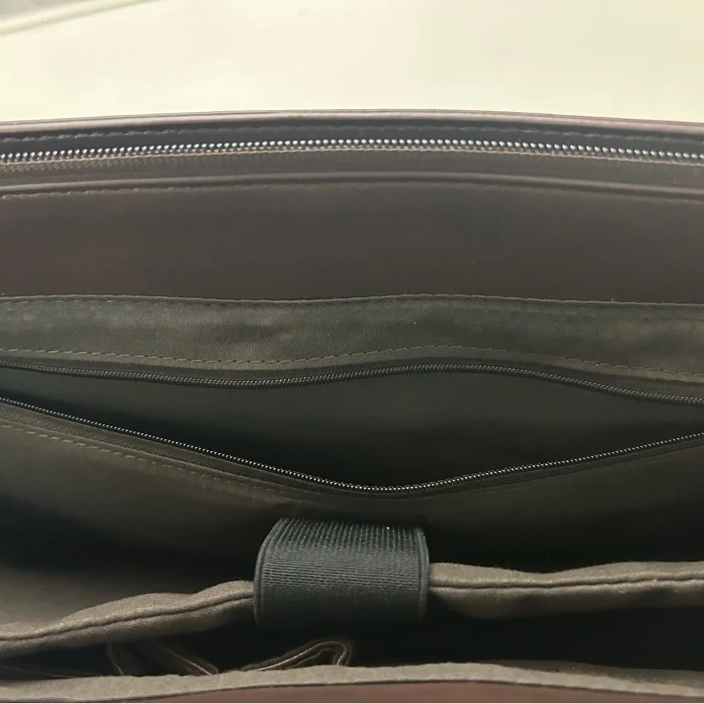 Walasa Brown Leather Briefcase with Structured Design and Top Handle